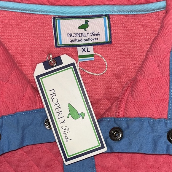 Properly Tied NWT Size XL Pink w/ Blue Trim Quilted Pullover Sweatshirt Top - Picture 6 of 6